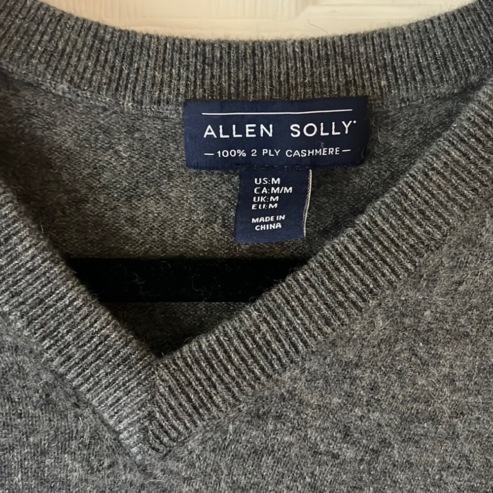 Allen Solly 100% Cashmere Sweater size Medium